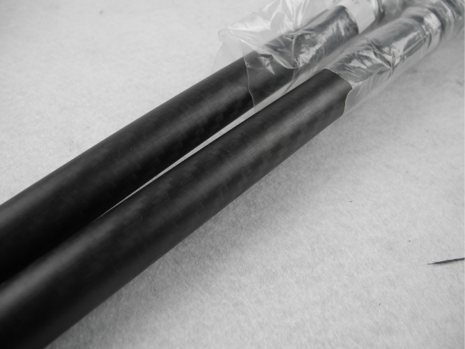 Haddeleme Dimi Mat OD * ID 16mm * 14mm Karbon Fiber Tüp yarış için kullanılır